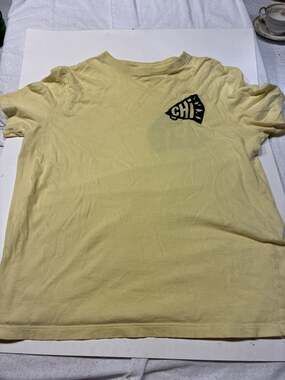 ONNO Organic Cotton Yellow T-Shirt CHI Pork Yeah Its Plants Graphic